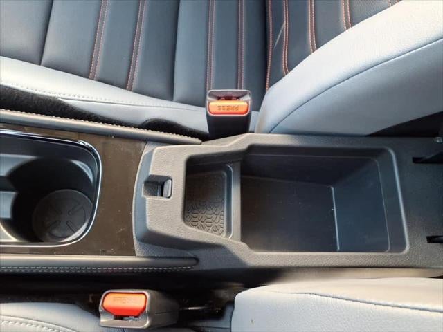 2024 Nissan Kicks SR FWD