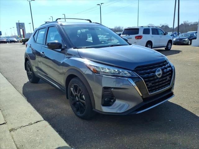 2024 Nissan Kicks SR FWD