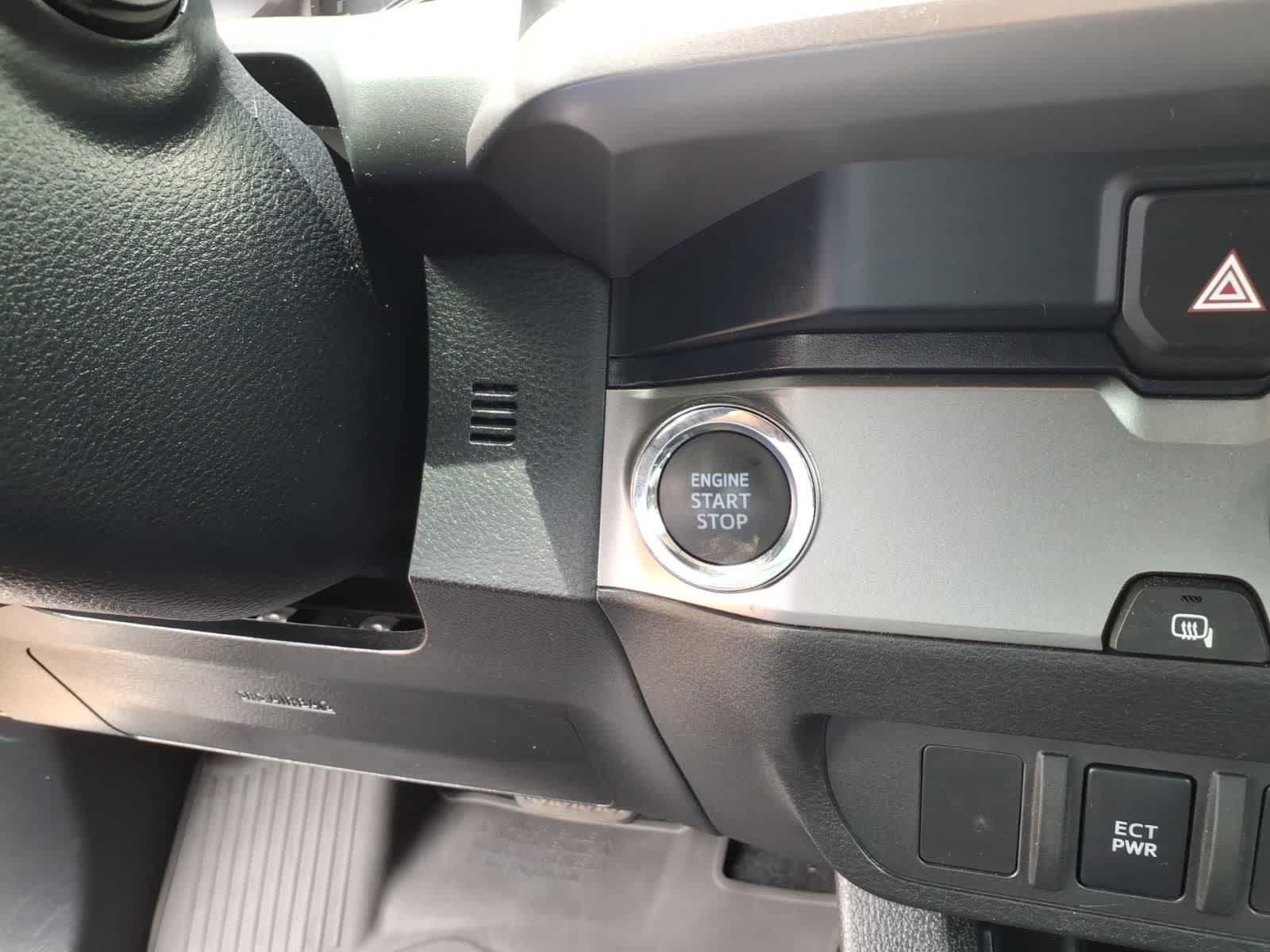 2023 Toyota Tacoma SR5 Double Cab 5 Bed V6 AT