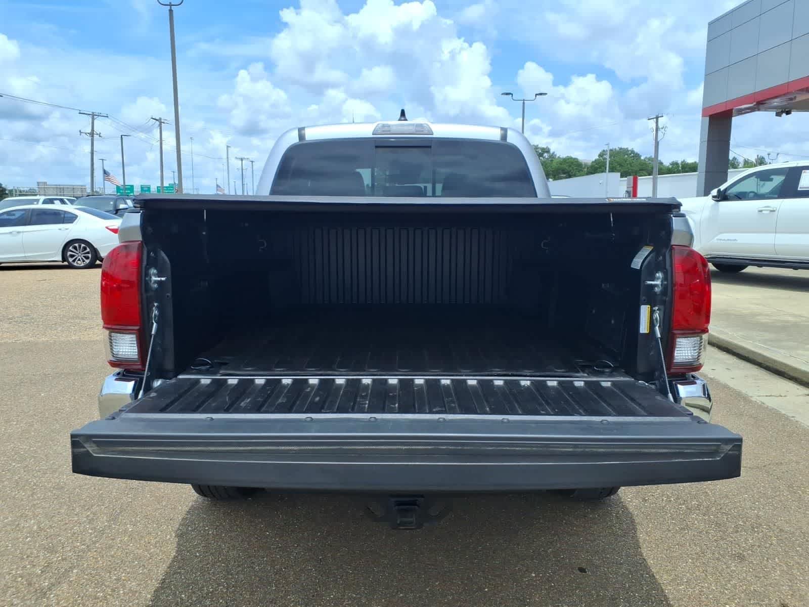 2023 Toyota Tacoma SR5 Double Cab 5 Bed V6 AT