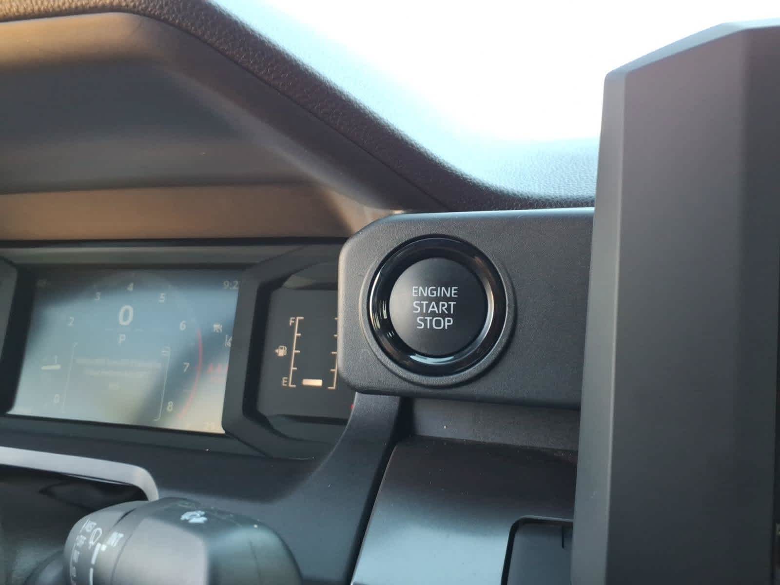 2026 Toyota Tacoma SR5 Double Cab 5 Bed AT