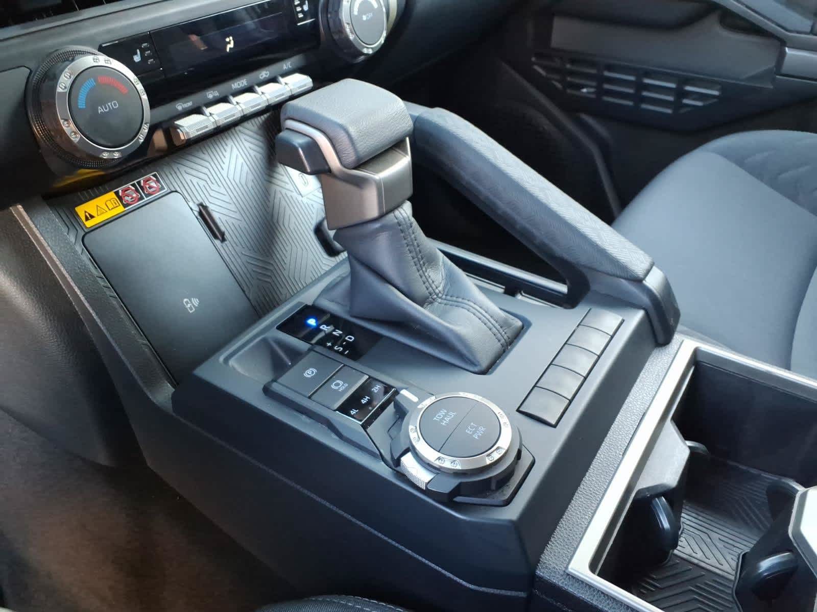 2026 Toyota Tacoma SR5 Double Cab 5 Bed AT