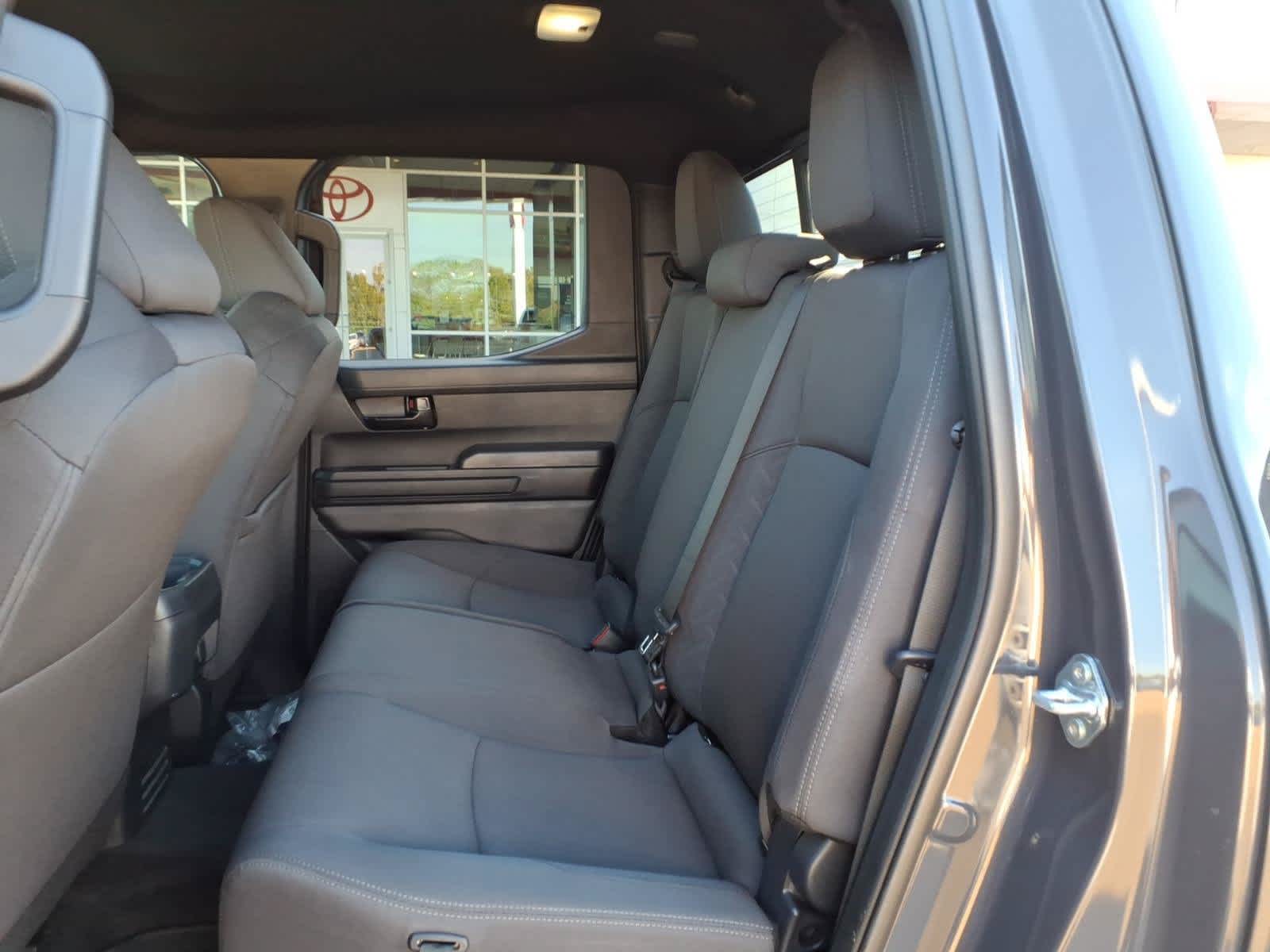 2026 Toyota Tacoma SR5 Double Cab 5 Bed AT
