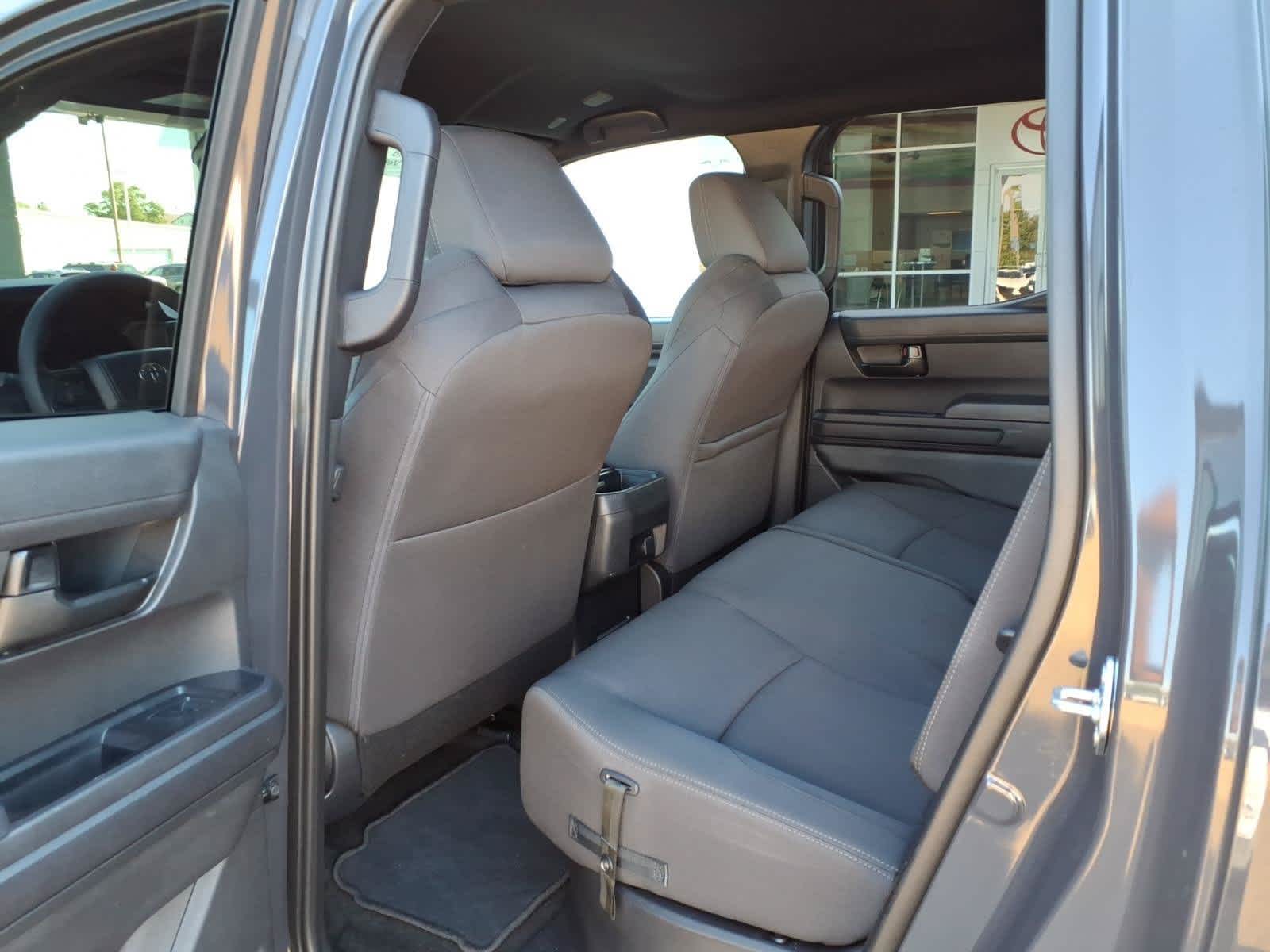 2026 Toyota Tacoma SR5 Double Cab 5 Bed AT