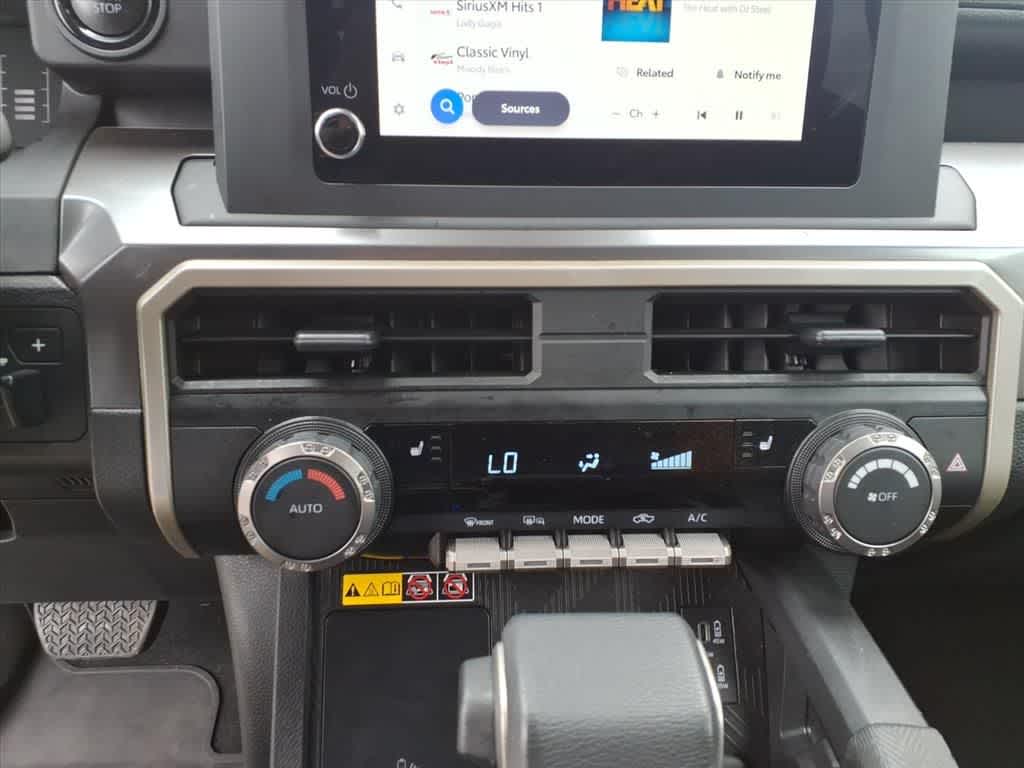 2025 Toyota Tacoma SR5 Double Cab 5 Bed AT