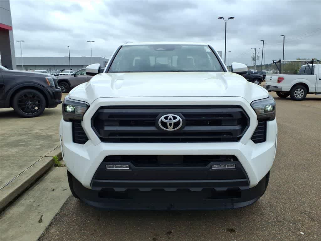 2025 Toyota Tacoma SR5 Double Cab 5 Bed AT