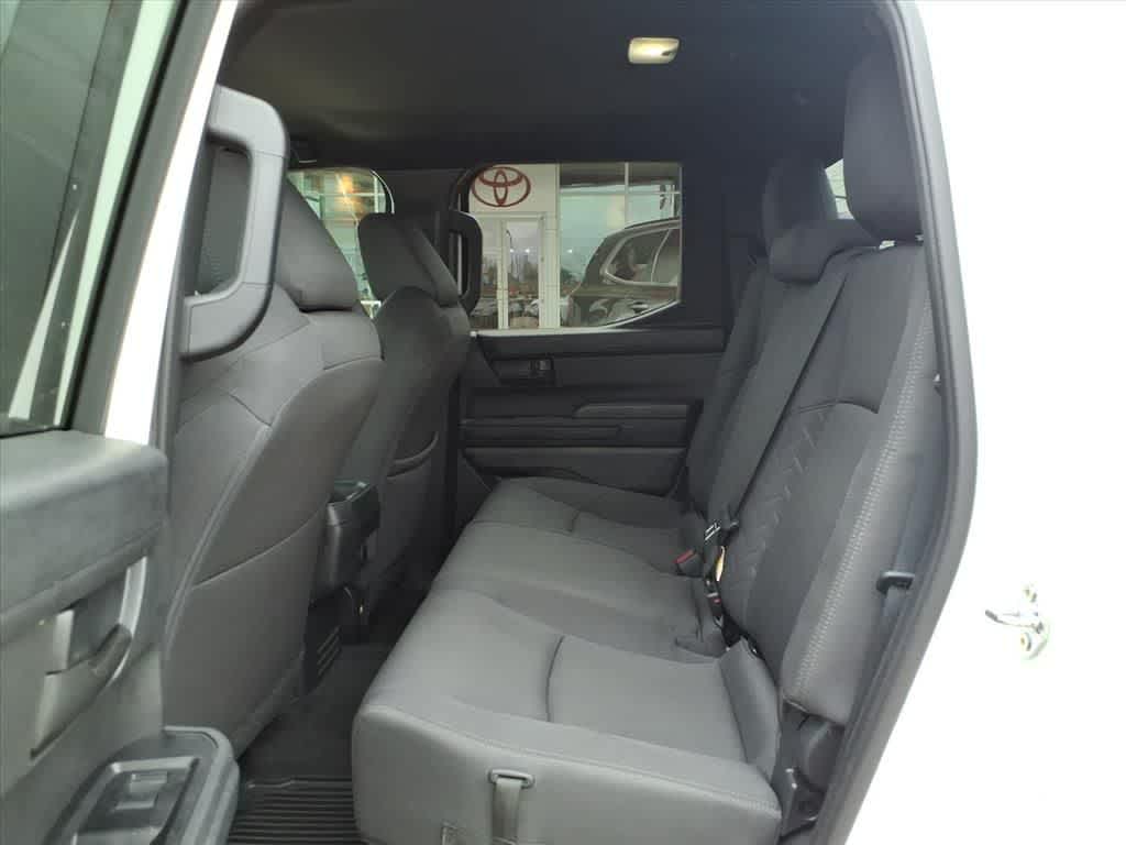 2025 Toyota Tacoma SR5 Double Cab 5 Bed AT
