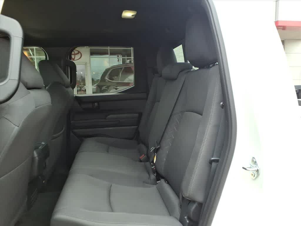 2025 Toyota Tacoma SR5 Double Cab 5 Bed AT
