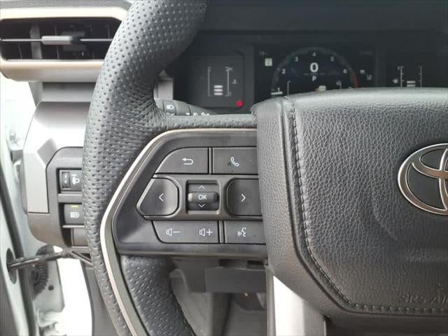 2025 Toyota Tacoma SR5 Double Cab 5 Bed AT