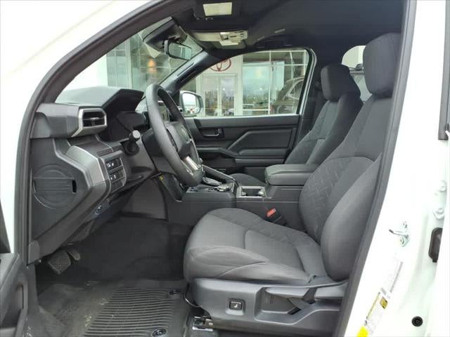 2025 Toyota Tacoma SR5 Double Cab 5 Bed AT