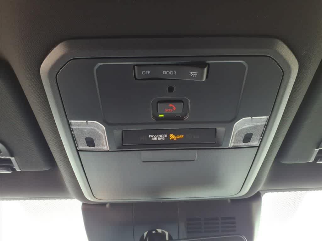 2025 Toyota Tacoma SR5 Double Cab 5 Bed AT