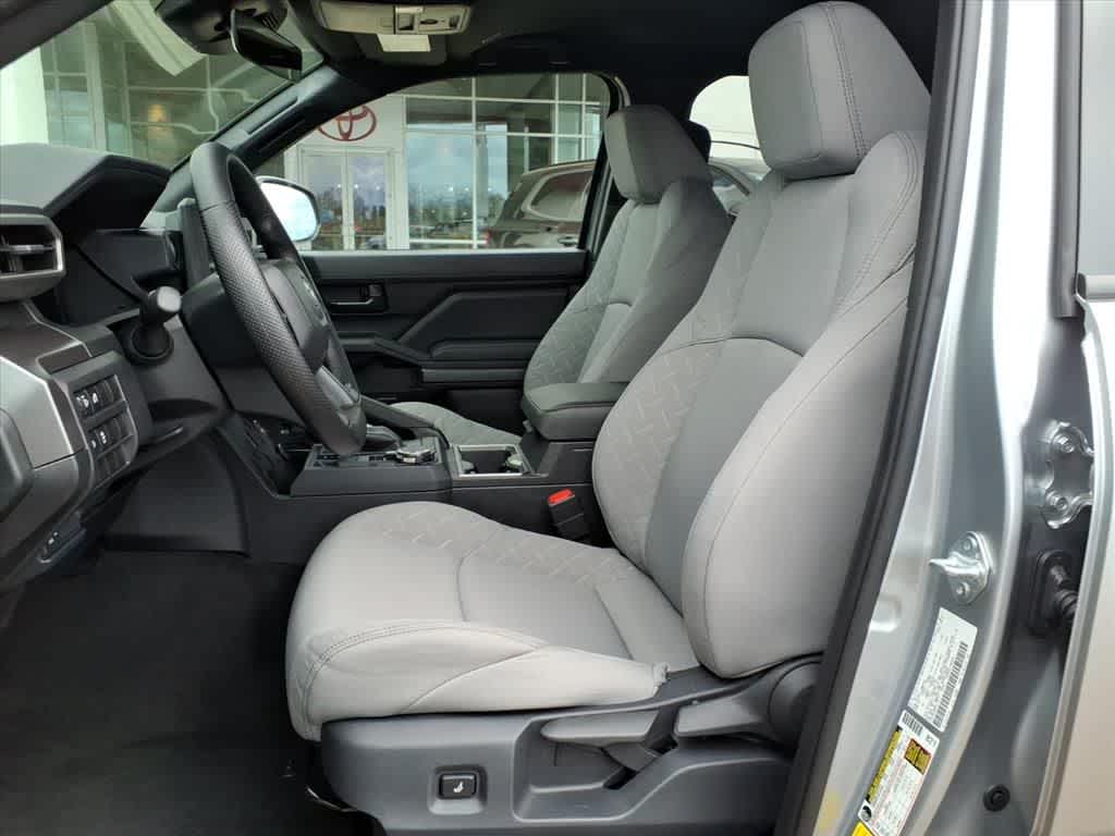 2025 Toyota Tacoma SR5 Double Cab 5 Bed AT