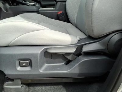 2025 Toyota Tacoma SR5 Double Cab 5 Bed AT