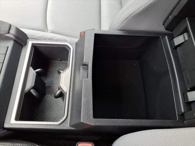 2025 Toyota Tacoma SR5 Double Cab 5 Bed AT