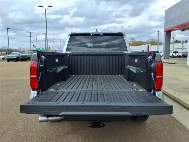 2025 Toyota Tacoma SR5 Double Cab 5 Bed AT