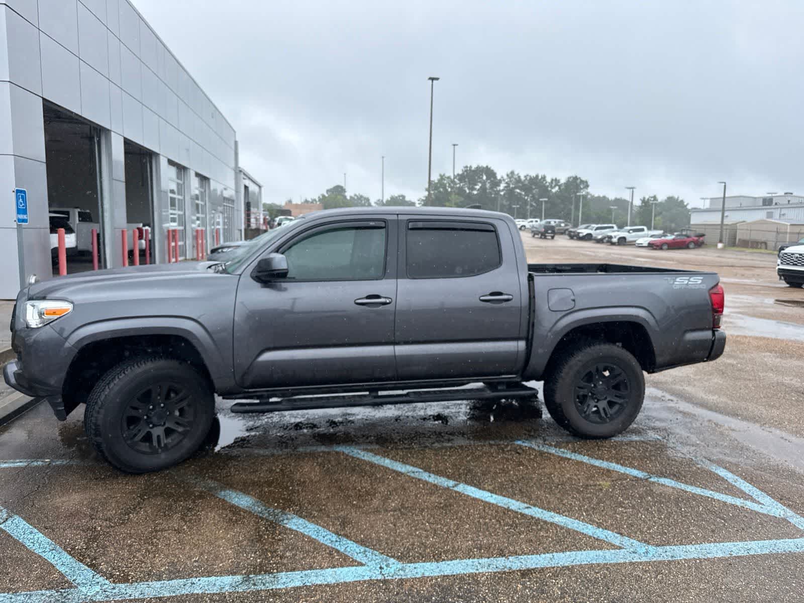 2022 Toyota Tacoma SR Double Cab 5 Bed I4 AT