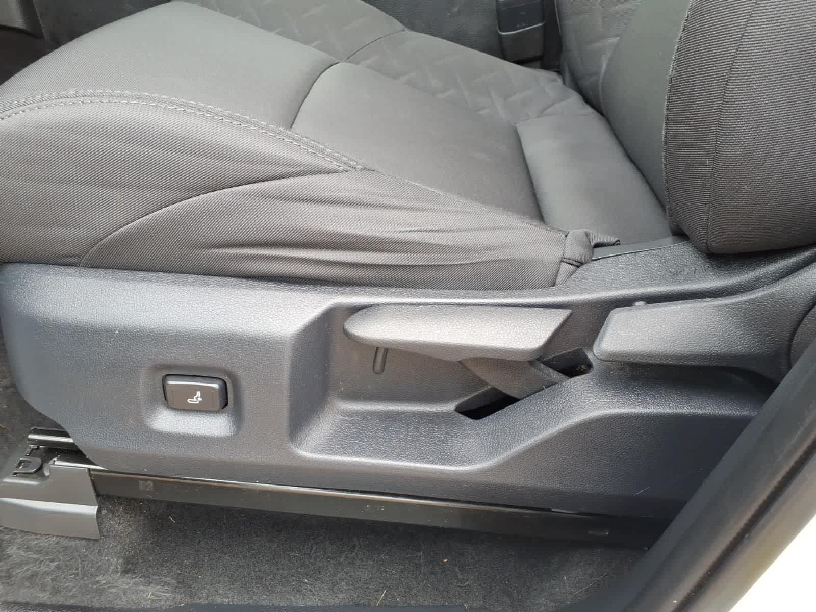 2025 Toyota Tacoma SR Double Cab 5 Bed AT