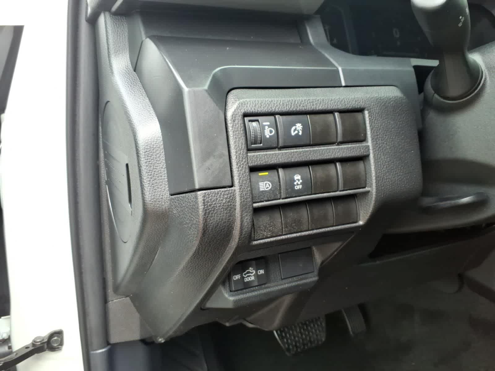 2025 Toyota Tacoma SR Double Cab 5 Bed AT
