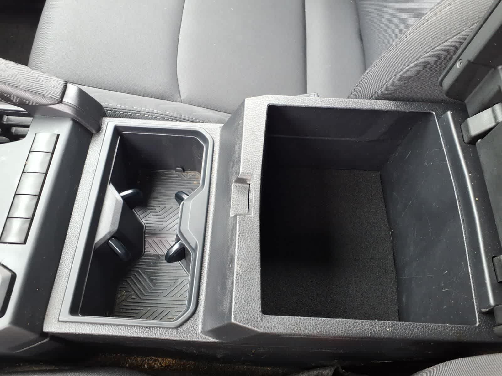 2025 Toyota Tacoma SR Double Cab 5 Bed AT