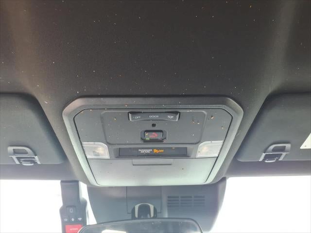 2025 Toyota Tacoma SR Double Cab 5 Bed AT