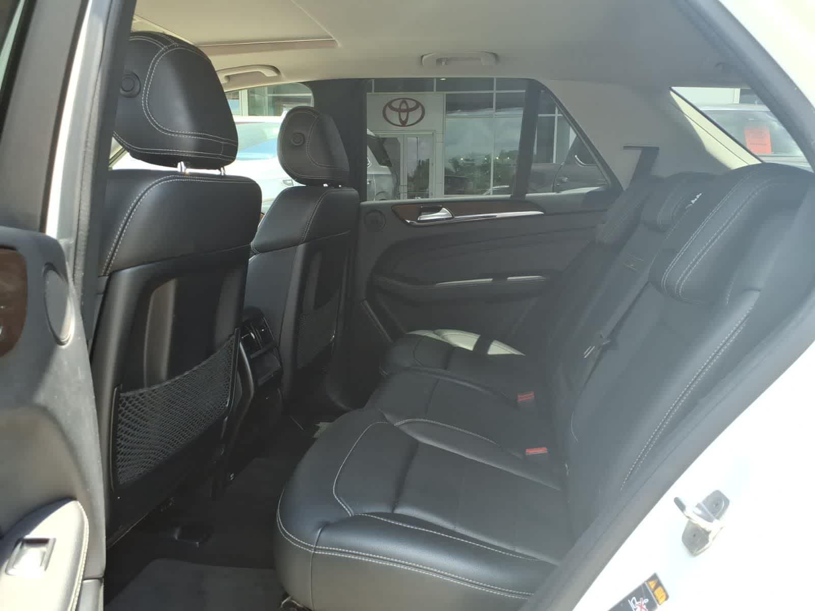 2014 Mercedes-Benz M-Class 4MATIC® 4dr ML 350