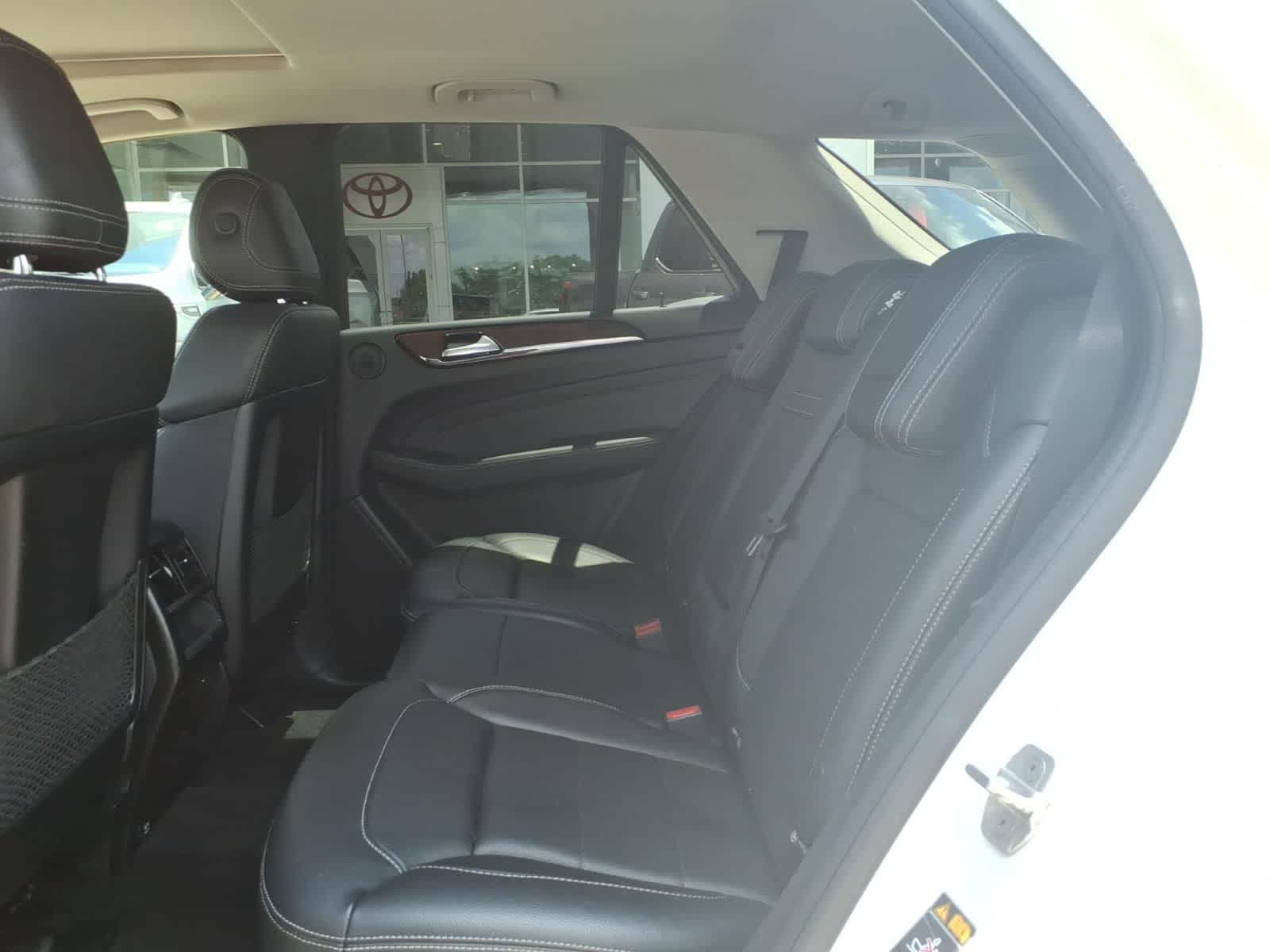 2014 Mercedes-Benz M-Class 4MATIC® 4dr ML 350