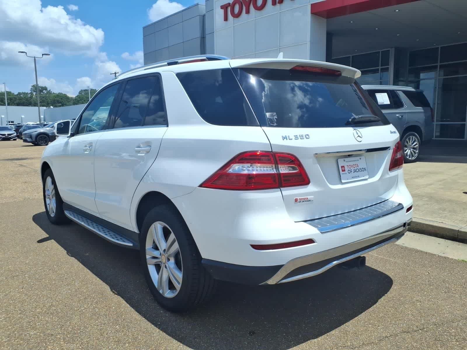 2014 Mercedes-Benz M-Class 4MATIC® 4dr ML 350