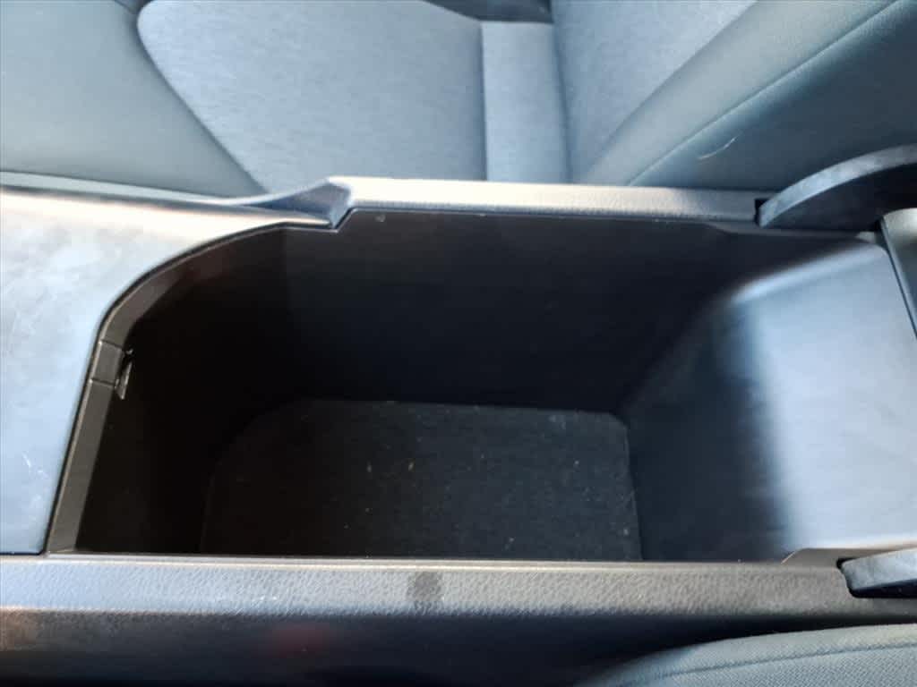 2019 Toyota Camry LE Auto