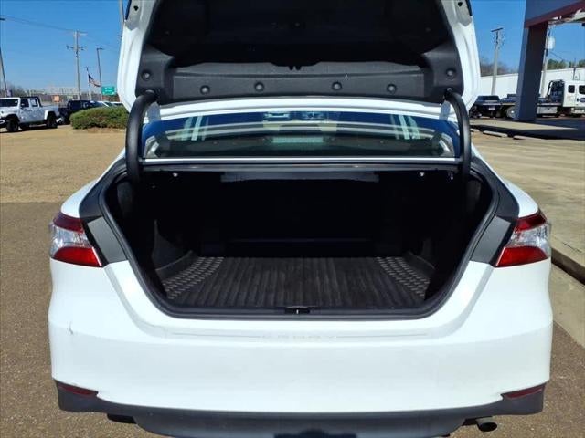 2019 Toyota Camry LE Auto