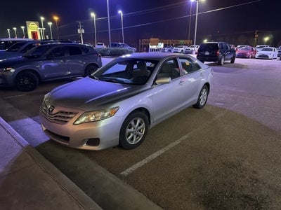 2011 Toyota Camry 4dr Sdn I4 Auto LE