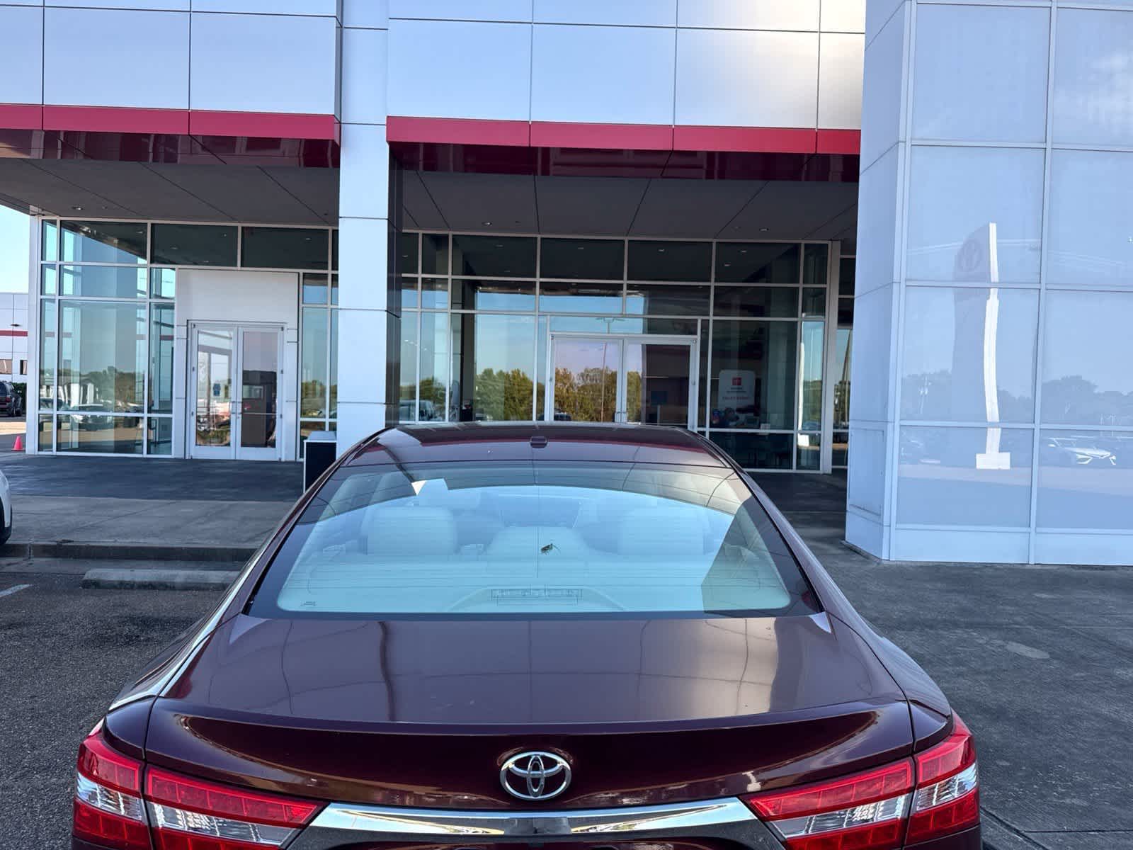 2015 Toyota Avalon 4dr Sdn XLE