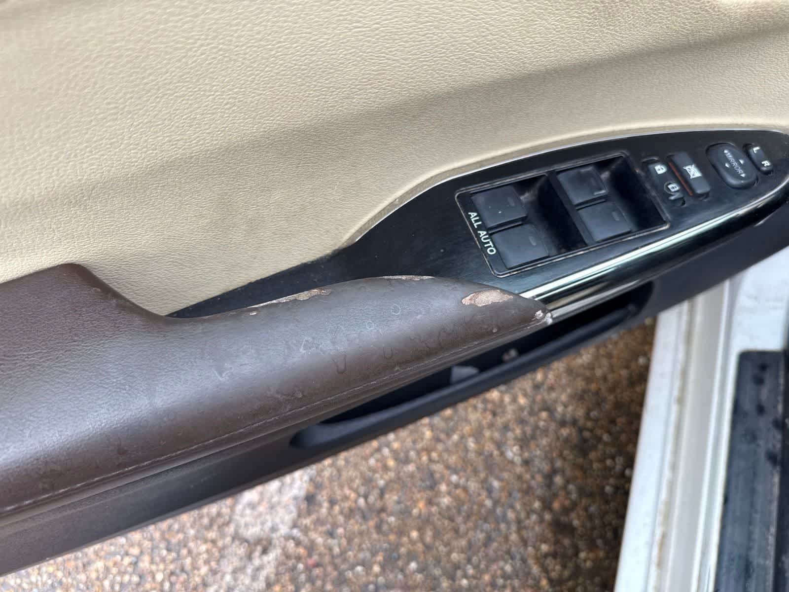 2016 Toyota Avalon 4dr Sdn XLE