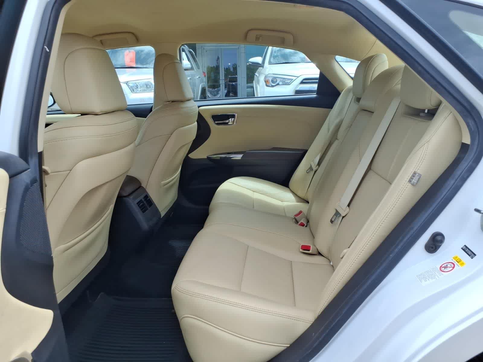 2016 Toyota Avalon 4dr Sdn XLE