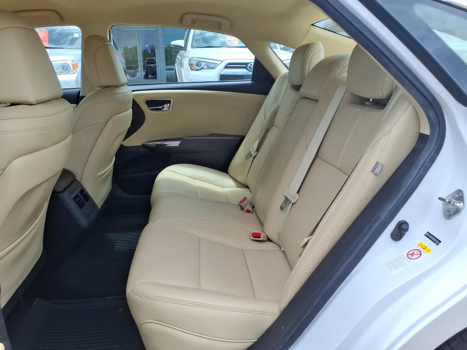 2016 Toyota Avalon 4dr Sdn XLE