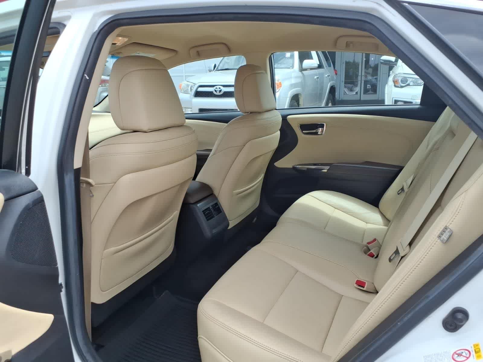 2016 Toyota Avalon 4dr Sdn XLE