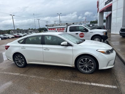 2016 Toyota Avalon 4dr Sdn XLE
