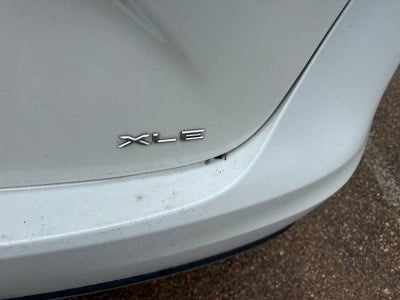 2016 Toyota Avalon 4dr Sdn XLE
