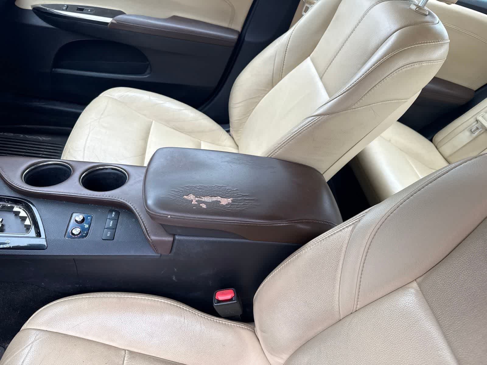 2016 Toyota Avalon 4dr Sdn XLE