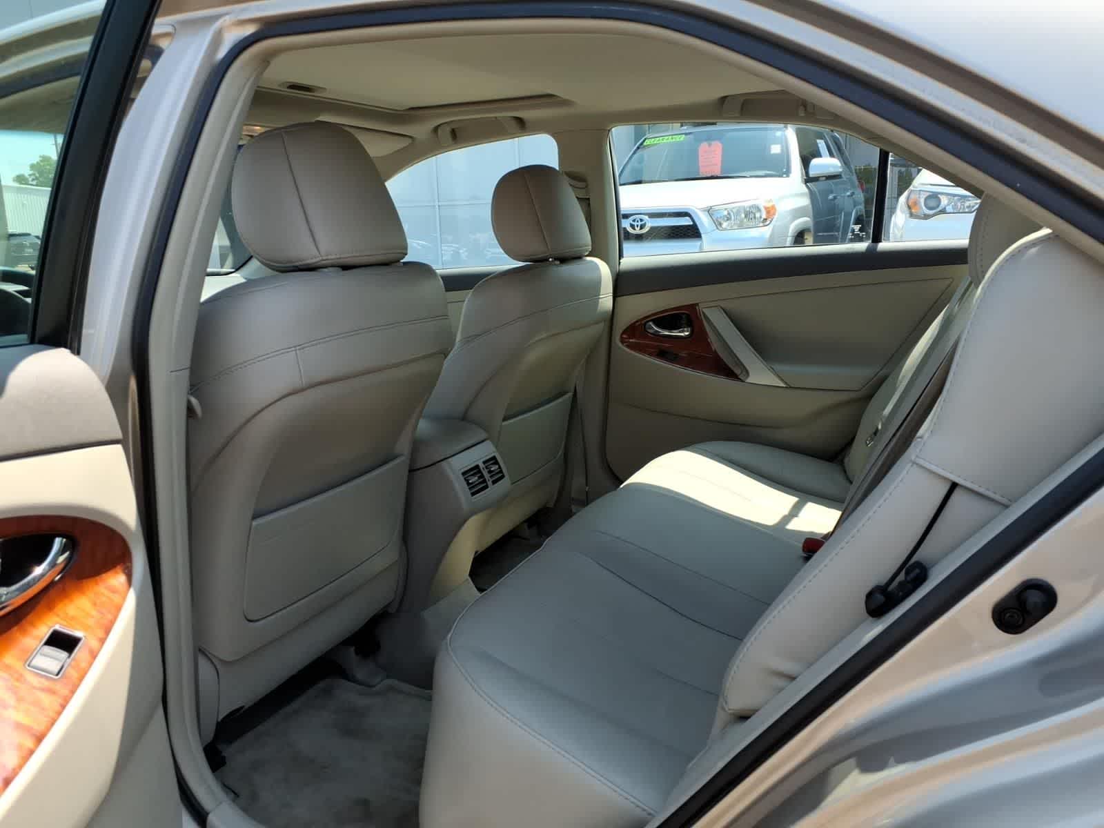 2009 Toyota Camry 4dr Sdn V6 Auto LE