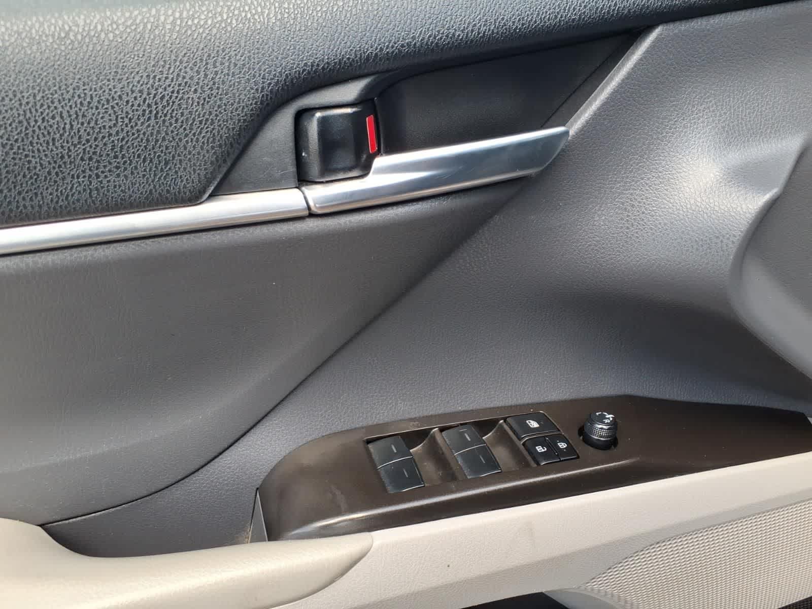 2023 Toyota Camry LE Auto