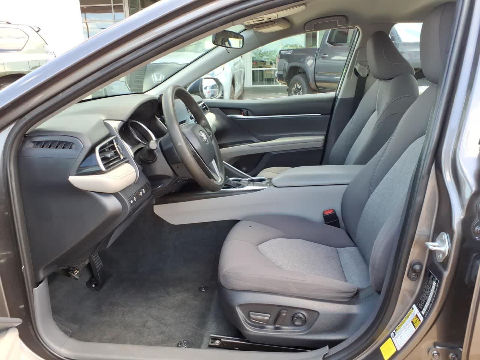 2023 Toyota Camry LE Auto