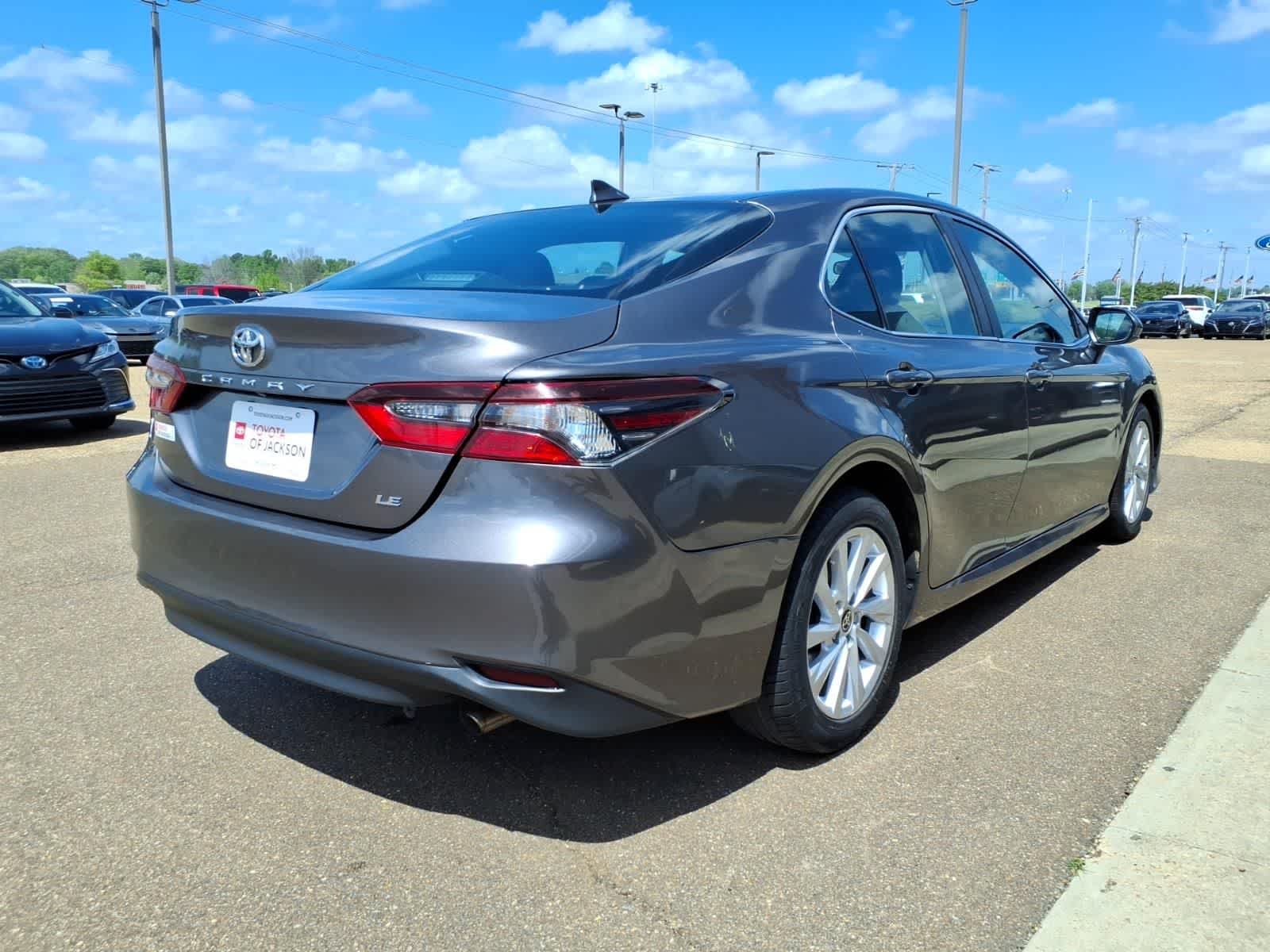 2023 Toyota Camry LE Auto