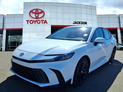 2025 Toyota Camry SE AWD