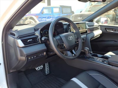2025 Toyota Camry SE AWD