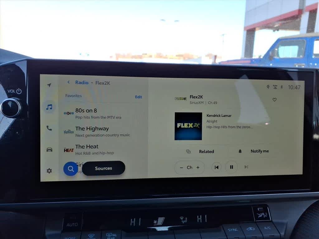 2025 Toyota Camry SE AWD