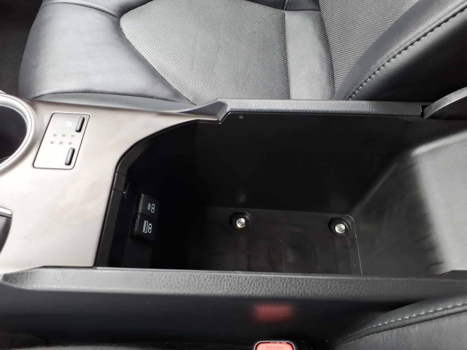 2023 Toyota Camry XLE V6 Auto