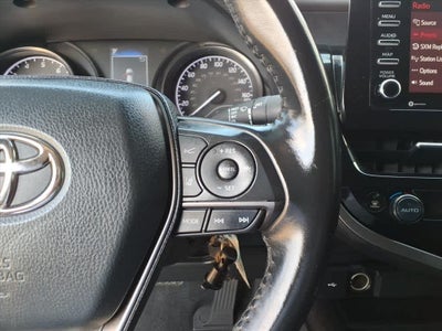2023 Toyota Camry SE Auto