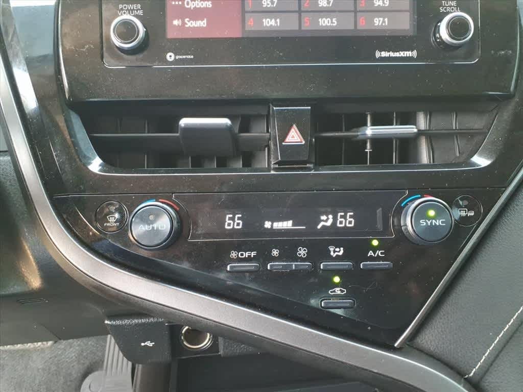 2023 Toyota Camry SE Auto