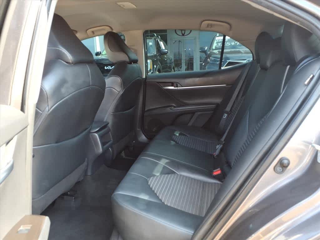 2023 Toyota Camry SE Auto