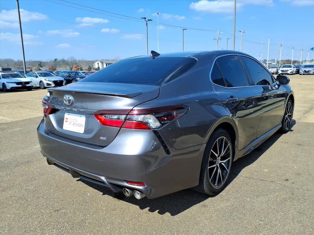 2023 Toyota Camry SE Auto